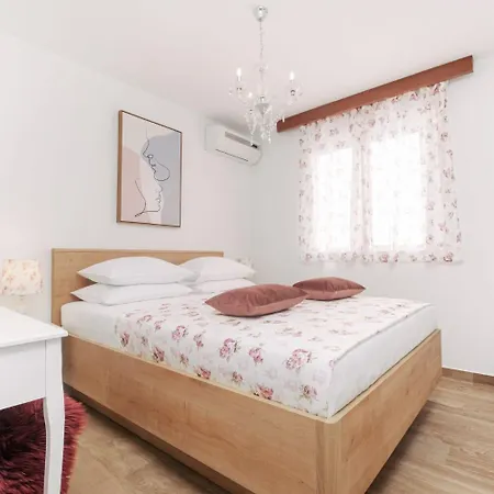 Appartement Sandra Donji Okrug (Ciovo)